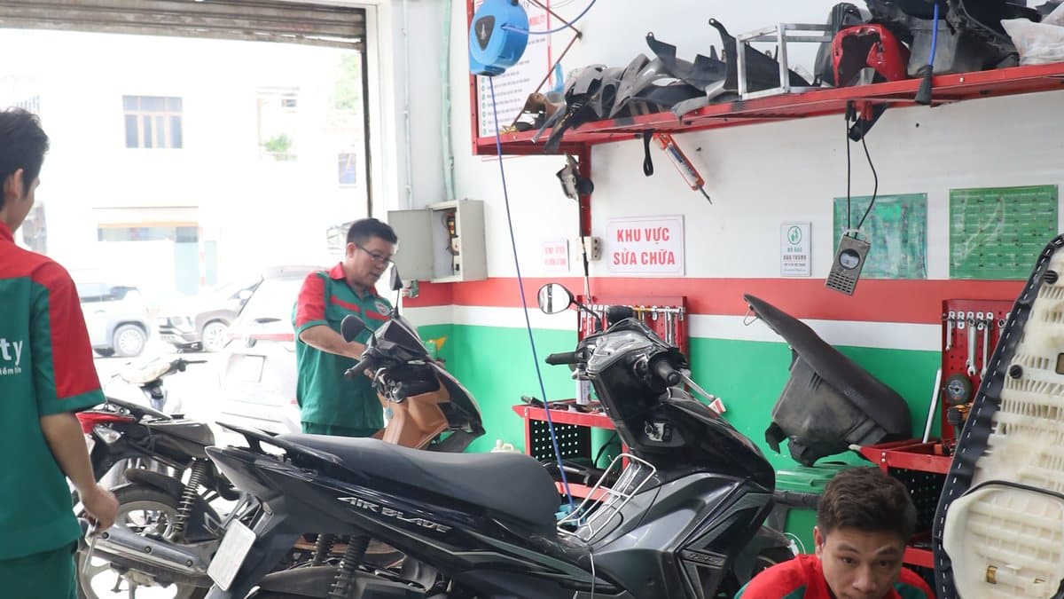 Bảo dưỡng định kỳ cho xe số gồm những gì?